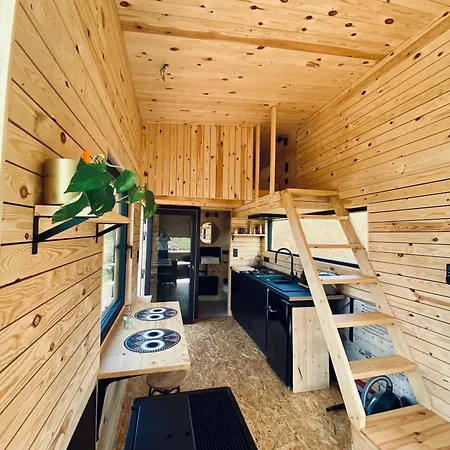 Tinyhouse Au Coeur D'un Vignoble Gospodarstwo wiejskie
