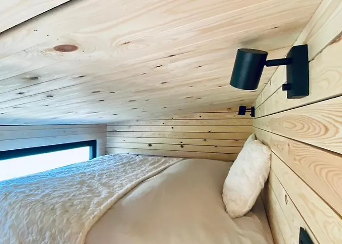 Tinyhouse Au Coeur D'un Vignoble Séjour à la campagne Floreffe